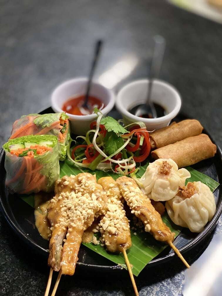 MIX APPETIZER (2 PZAS PEQUEÑAS DE CADA UNO)